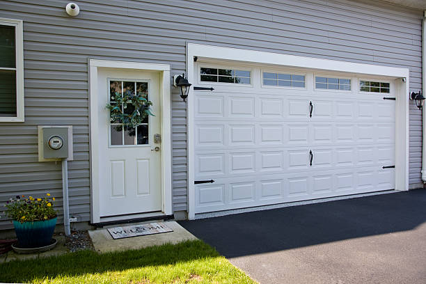 24/7 Emergency Garage Door Maintenance experts in Montclair, VA